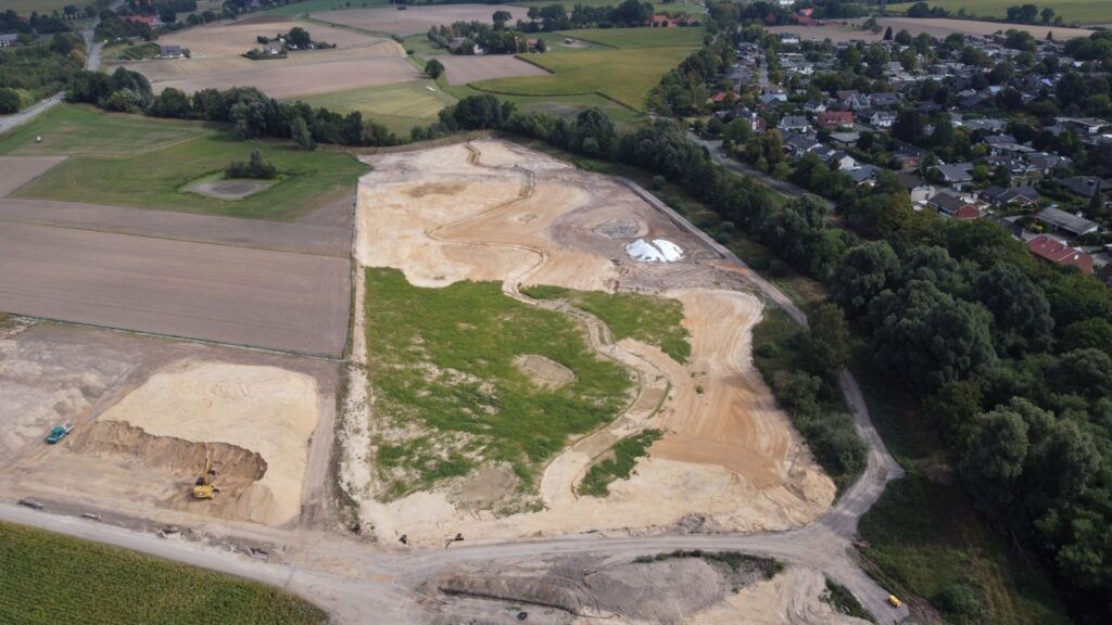 Nördlicher Bereich der Fürstenwiese mit neuem Berkelflussbett